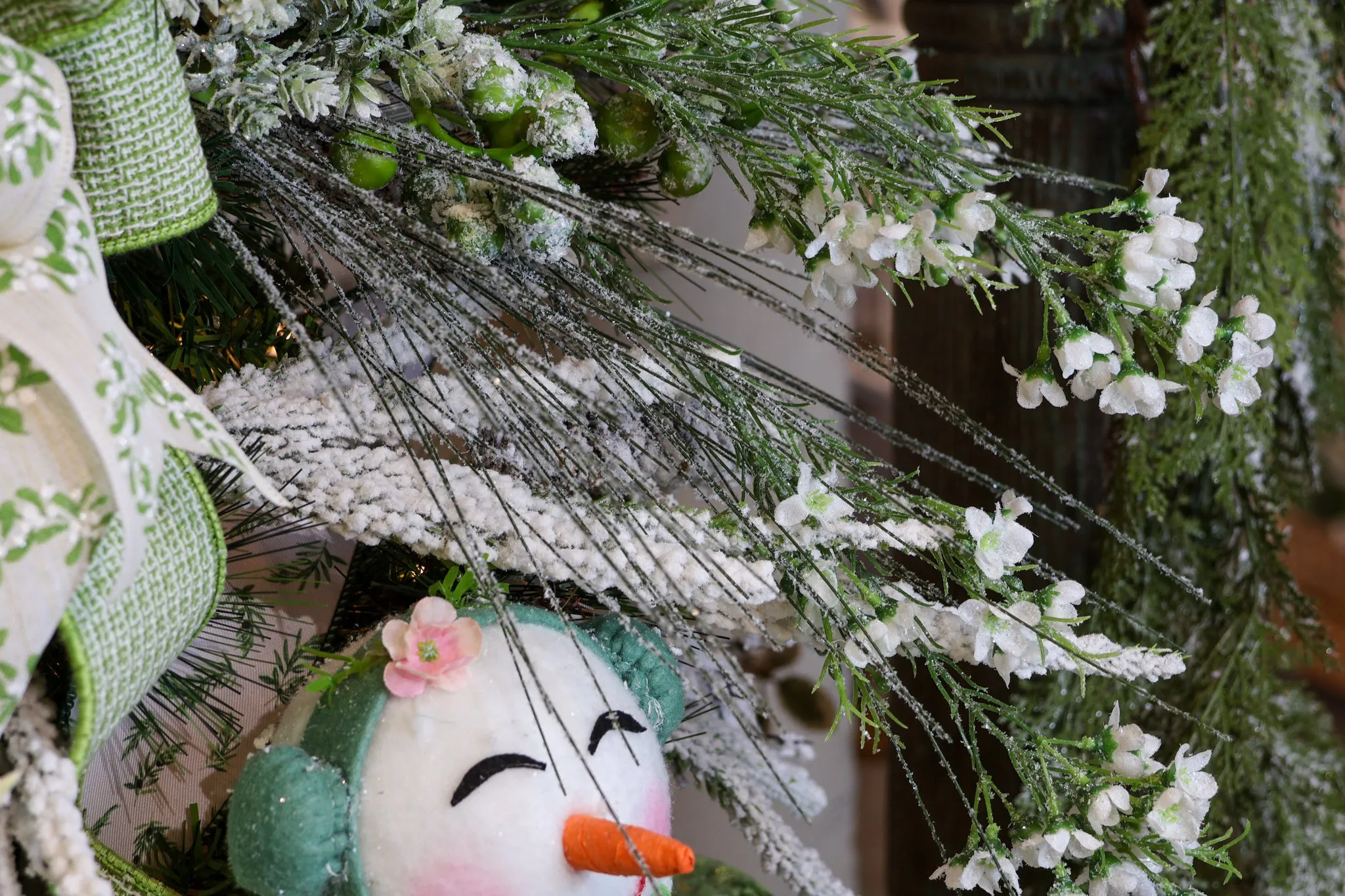 Snow Long Needle Spray